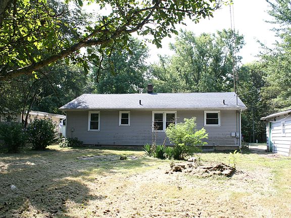 4th image of 1175 Ravina Ave