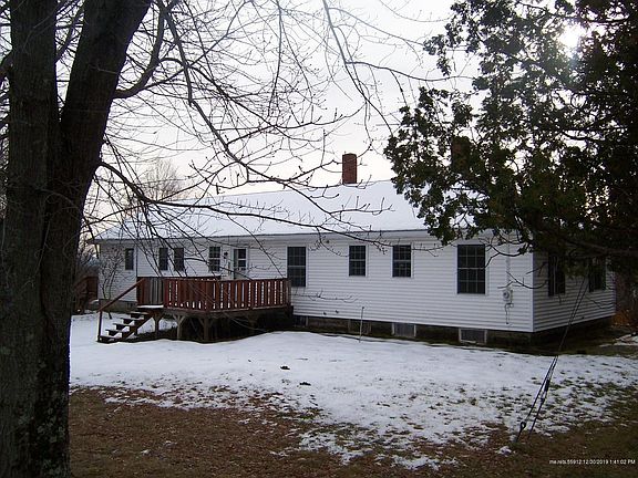 3rd image of 1397 Lakewood Rd