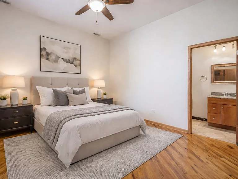 4839 S Forrestville Ave #3 — Photo 4