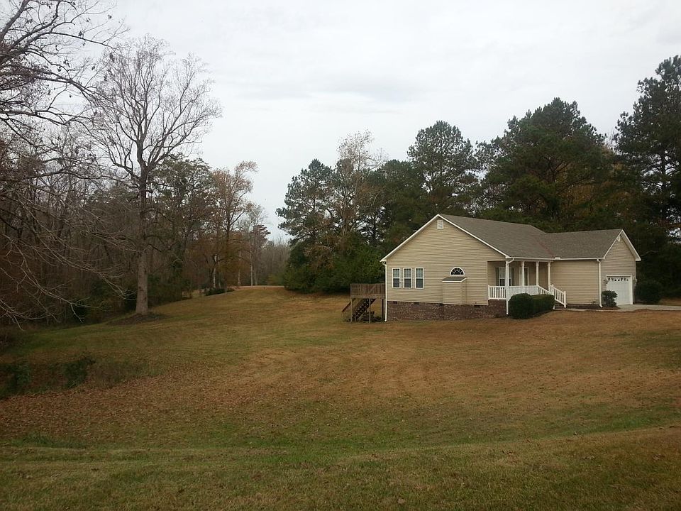 House on 1 acre lot