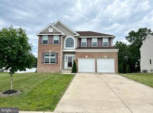 18 Westbury Dr, Berlin, NJ 08009