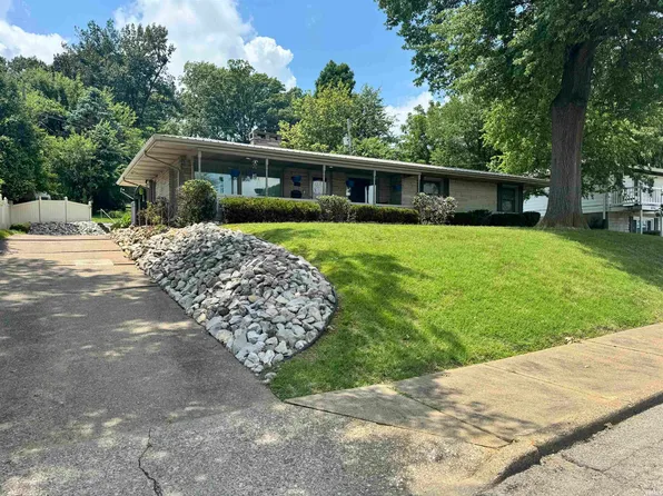 602 Wessel Ln, Evansville, IN 47712