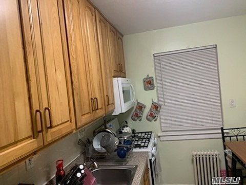 5th image of 263-03 74th Ave #1