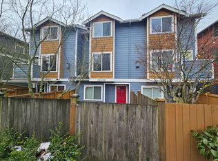 9233B 17th Ave SW, Seattle, WA 98106