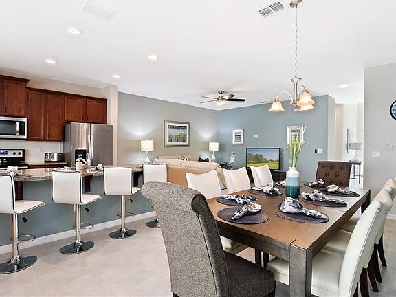 5th image of 1544 Carey Palm Cir
