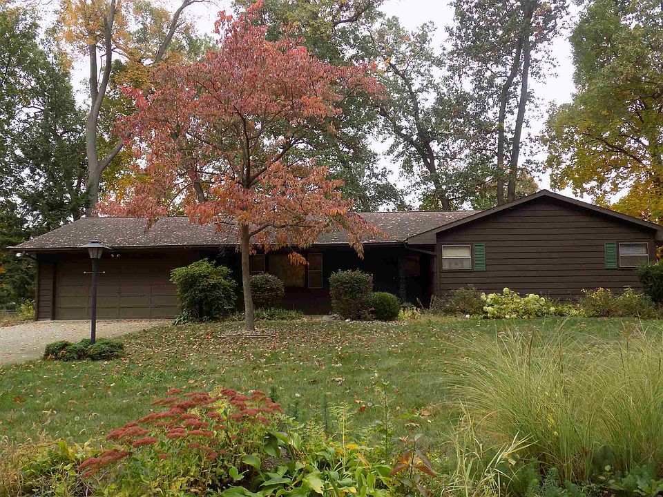 1st image of 23184 Leslie Ln