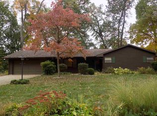 23184 Leslie Ln, Elkhart, IN 46516