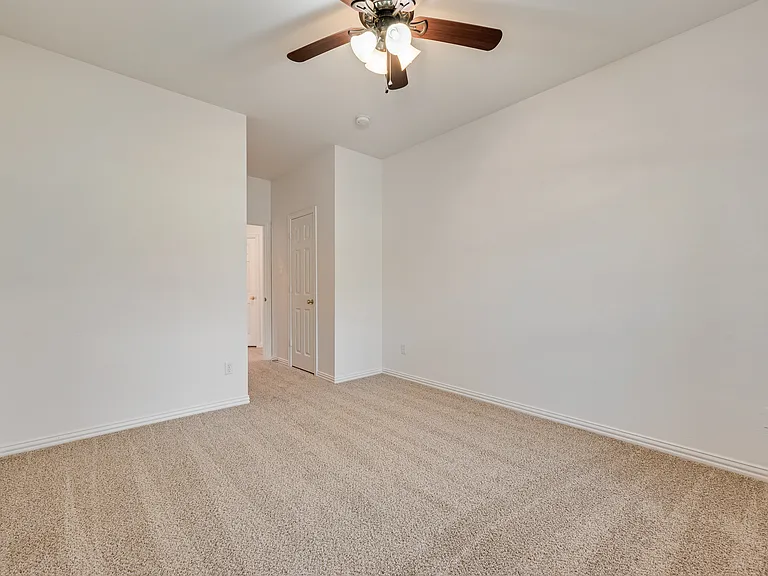 3104 Angus Dr — Photo 12