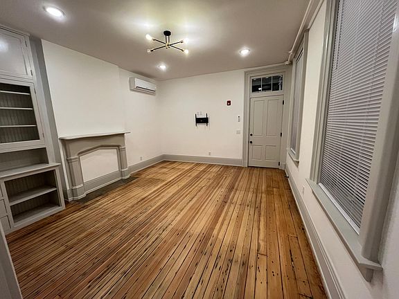 3rd image of 1745 Republic St #4