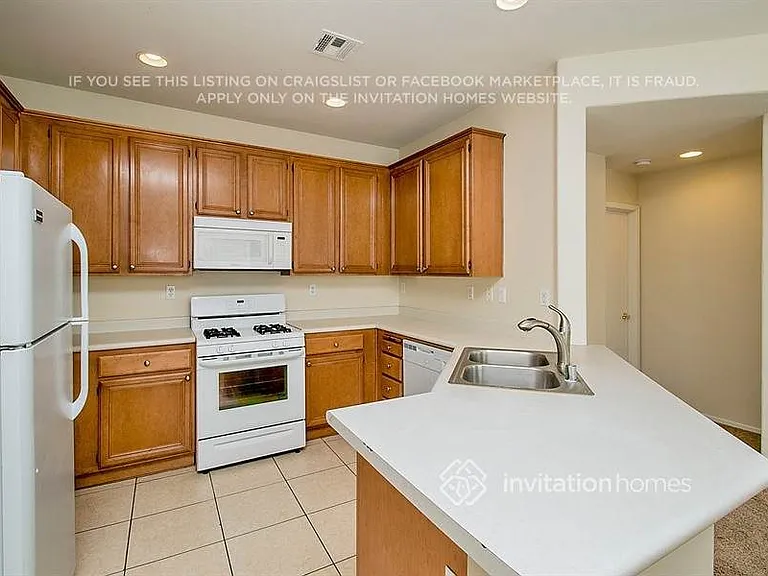 1810 Running Fawn Ct — Photo 5
