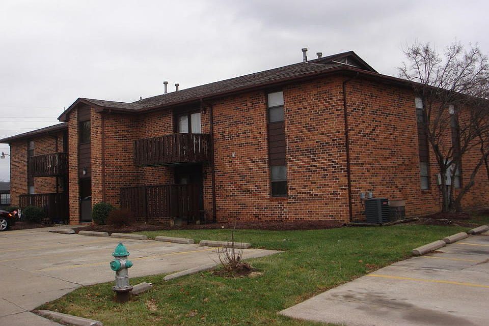 1st image of 504G Columbia Dr #G