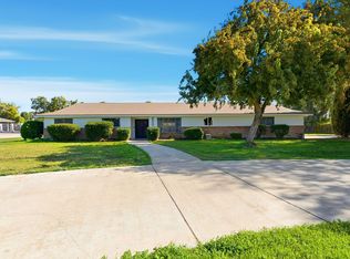 850 Palmer Cir, Lemoore, CA 93245