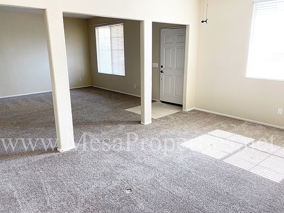 5th image of 11750 Winewood St