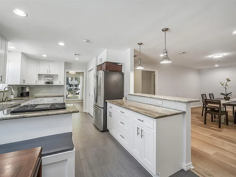 6215 Queensloch Dr — Photo 16