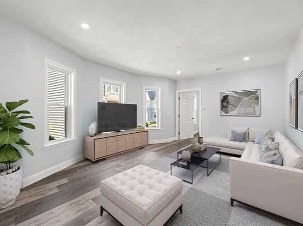 8-10 Rockwell Ter, Malden, MA 02148