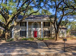 702 Langwood Dr, Houston, TX 77079