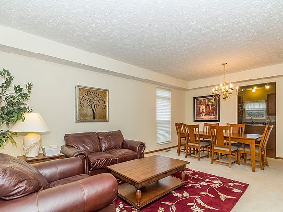 5th image of 7680 Tullymore Dr