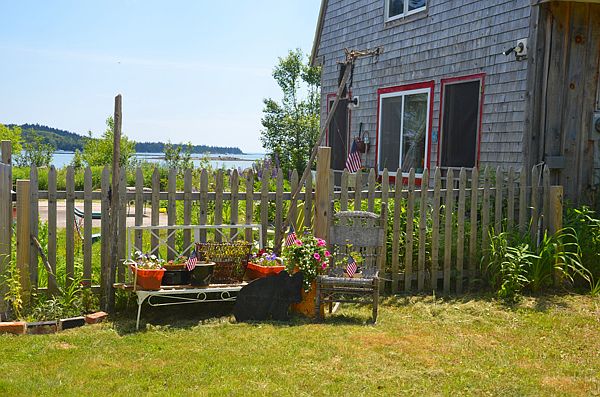 Front of house - 2 entries