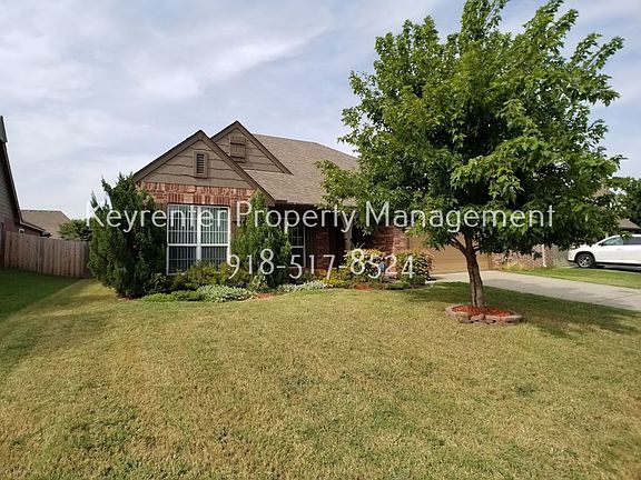 2nd image of 3905 W 110th Pl S