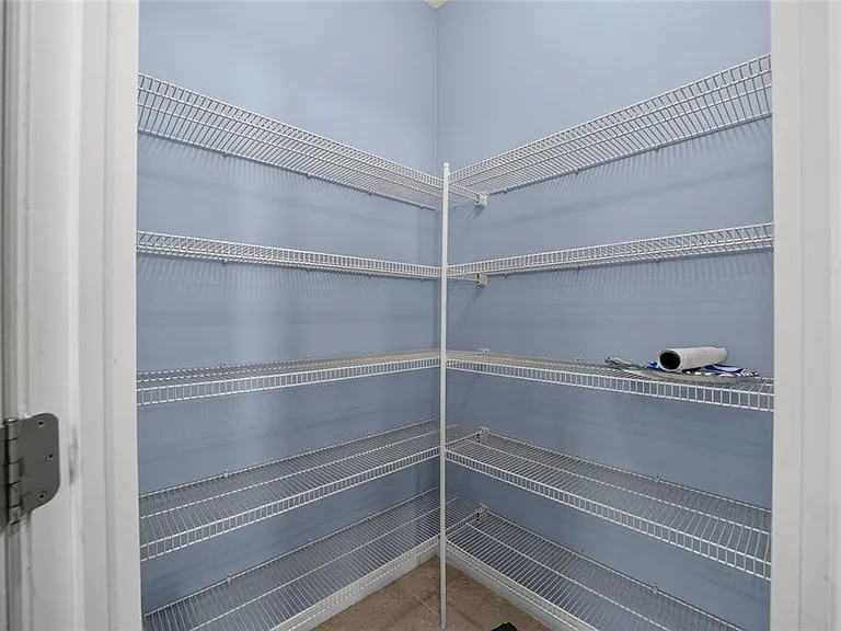 4572 SW 65th Pl — Photo 31