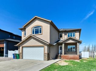 6 McKenzie Lndg, White City, SK S4L0B2