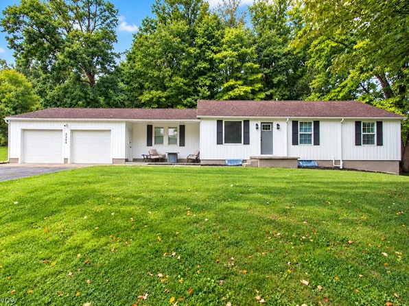 3544 S Medina Line Rd, Wadsworth, OH 44281
