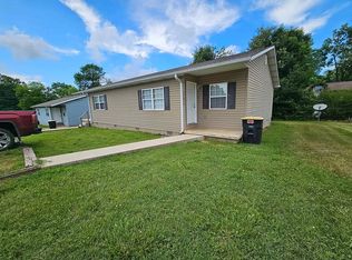 1105 Thompson Dr, Doniphan, MO 63935