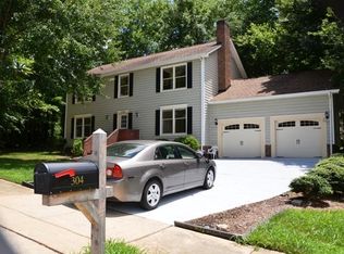 304 Wyatts Pond Ln, Cary, NC 27513