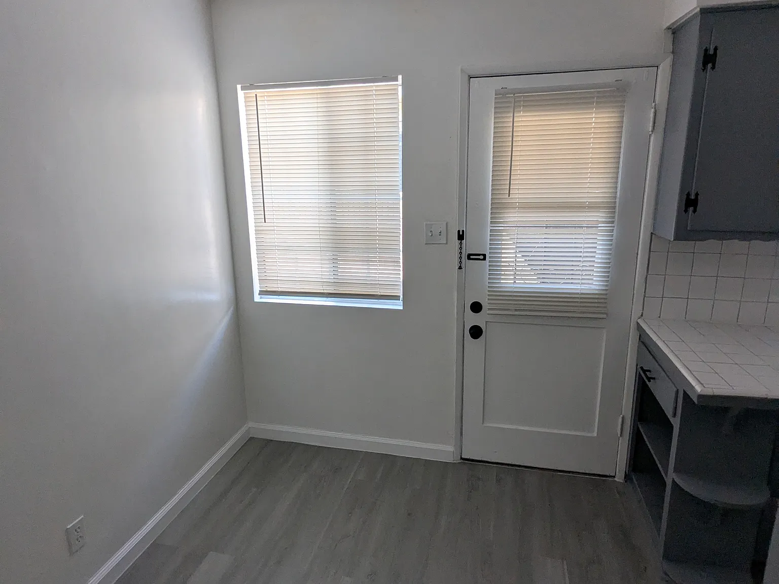 2 bed, 750 sqft, $2,500 — Photo 2
