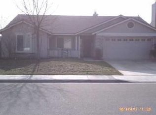 809 W Imperial Way, Hanford, CA 93230