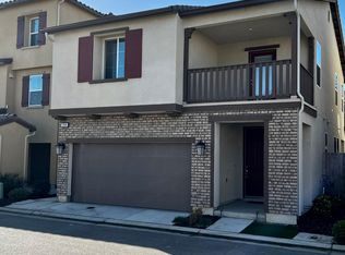 1244 Piazza Ln, Clovis, CA