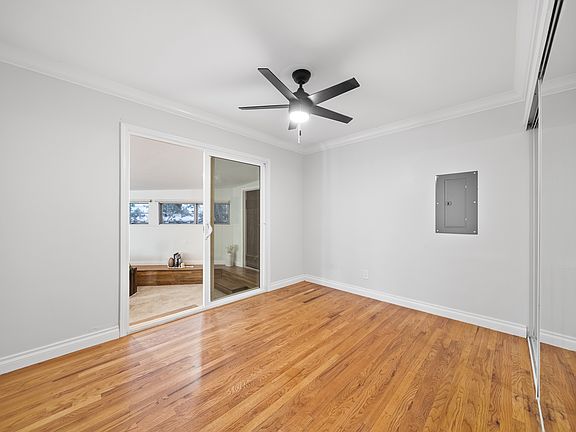 4th image of 3825 Grandview Pl #1