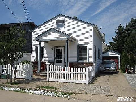 2nd image of 69 Garden City Ave