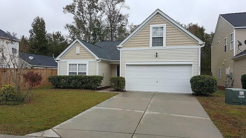 1st image of 3041 Ellington Dr