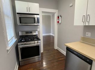 1127 Chestnut St, Oakland, CA 94607