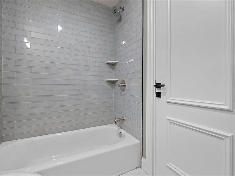 3 Burke Ln #203 — Photo 16