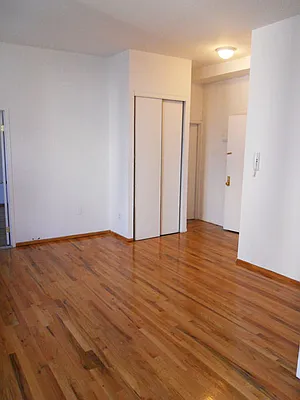 Rented by DSA Realty | media 25