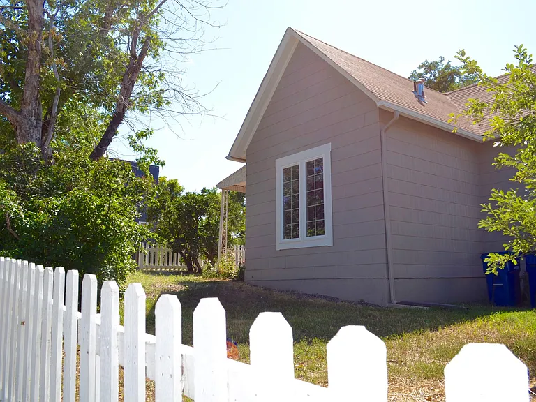 3849 S King St — Photo 22