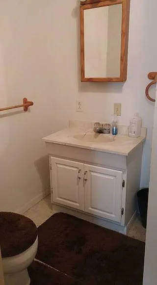 2 bed, $900 — Photo 4