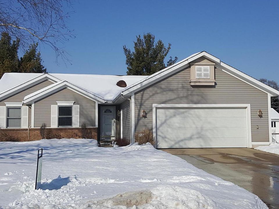 1st image of 3901 Brookfield Dr