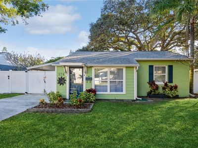 124 42nd Ave NE, Saint Petersburg, FL, 33703
