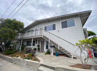 147 12th St APT B, Pacific Grove, CA 93950