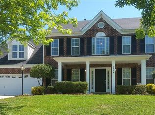 9224 Austin Ridge Ln, Charlotte, NC 28214