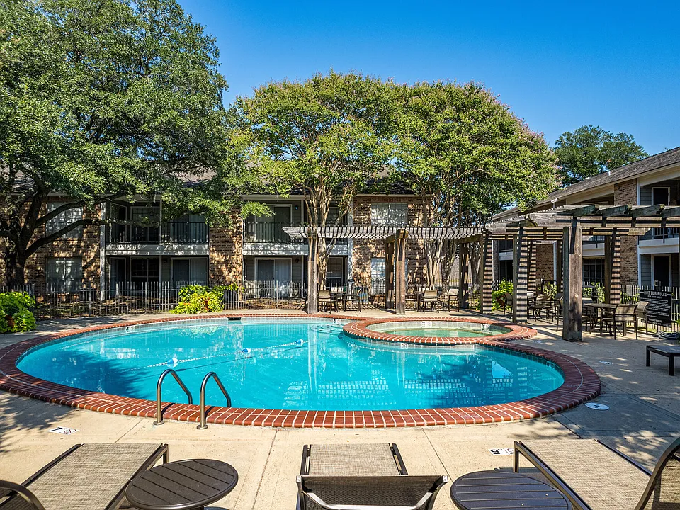 Chaparral Apartments