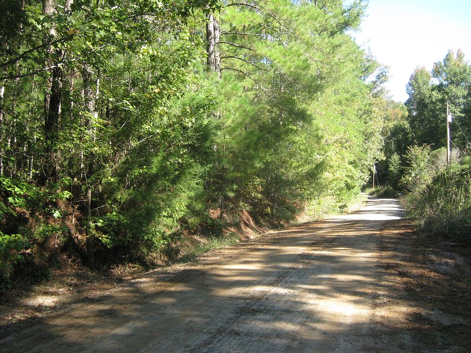 1st image of 443 Claude Bundrick Rd