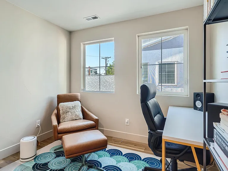 1456 N Zenobia St — Photo 12