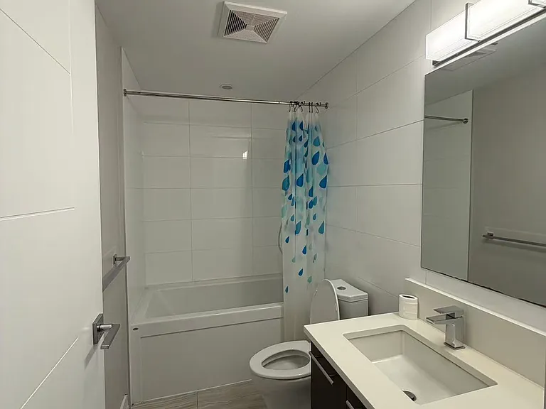 655 W 41st Ave #211 — Photo 6