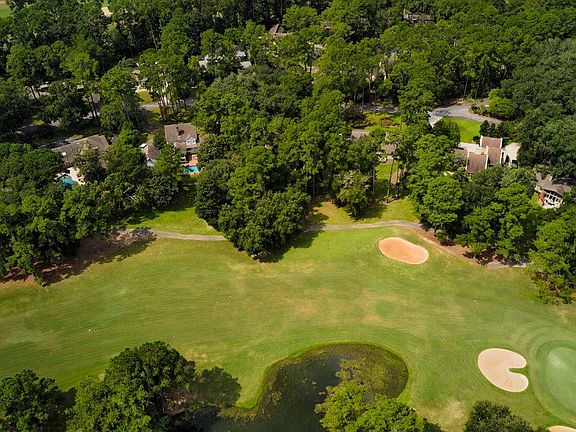 5th image of 3321 Plantation Dr