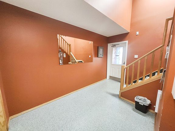 3rd image of 1605 36th Ave SW #102