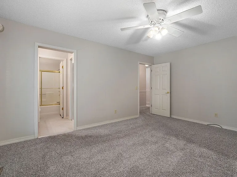 4035 S Parkcrest Ave — Photo 25